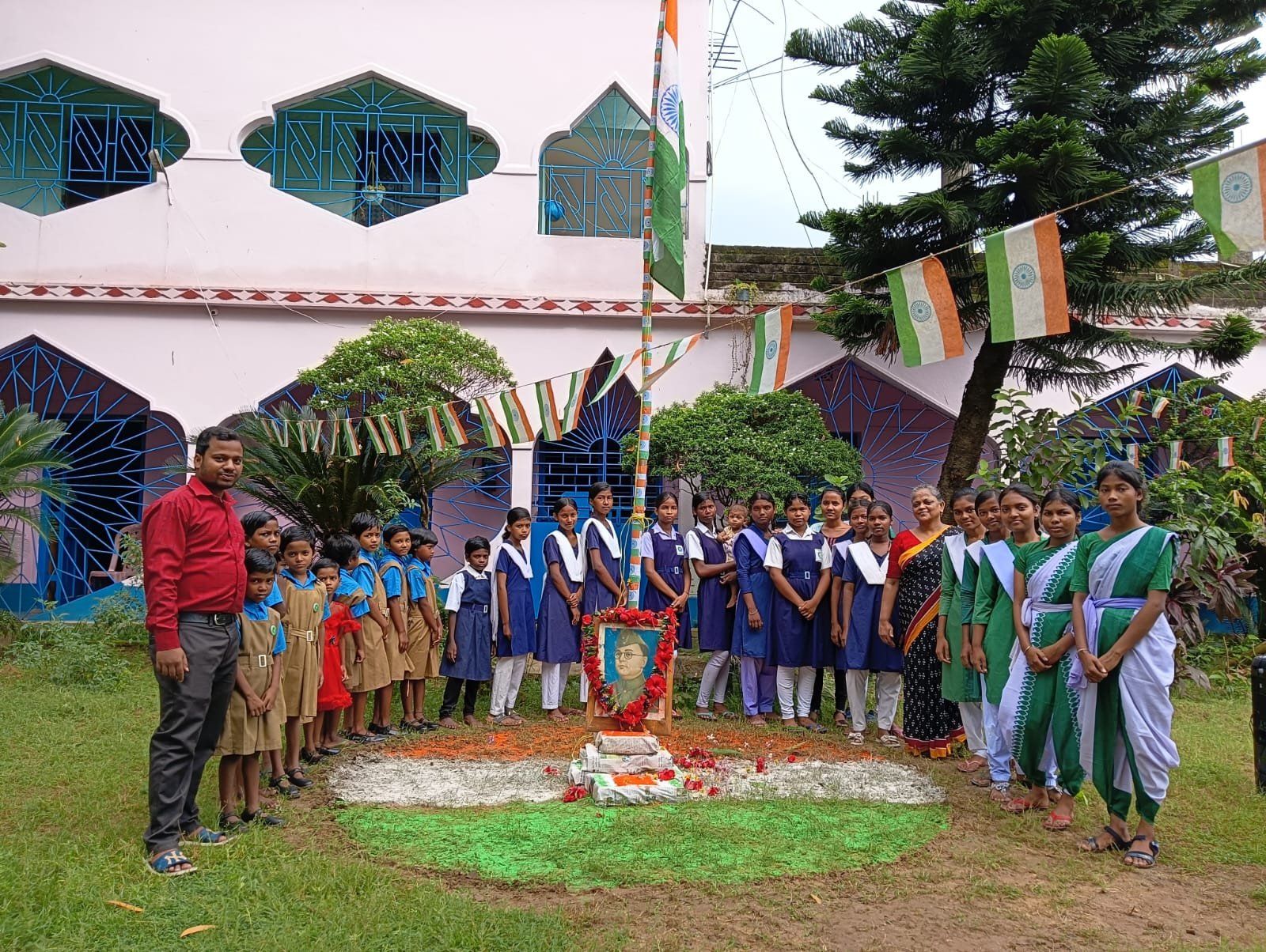 The children of Ambassador Charitable Society